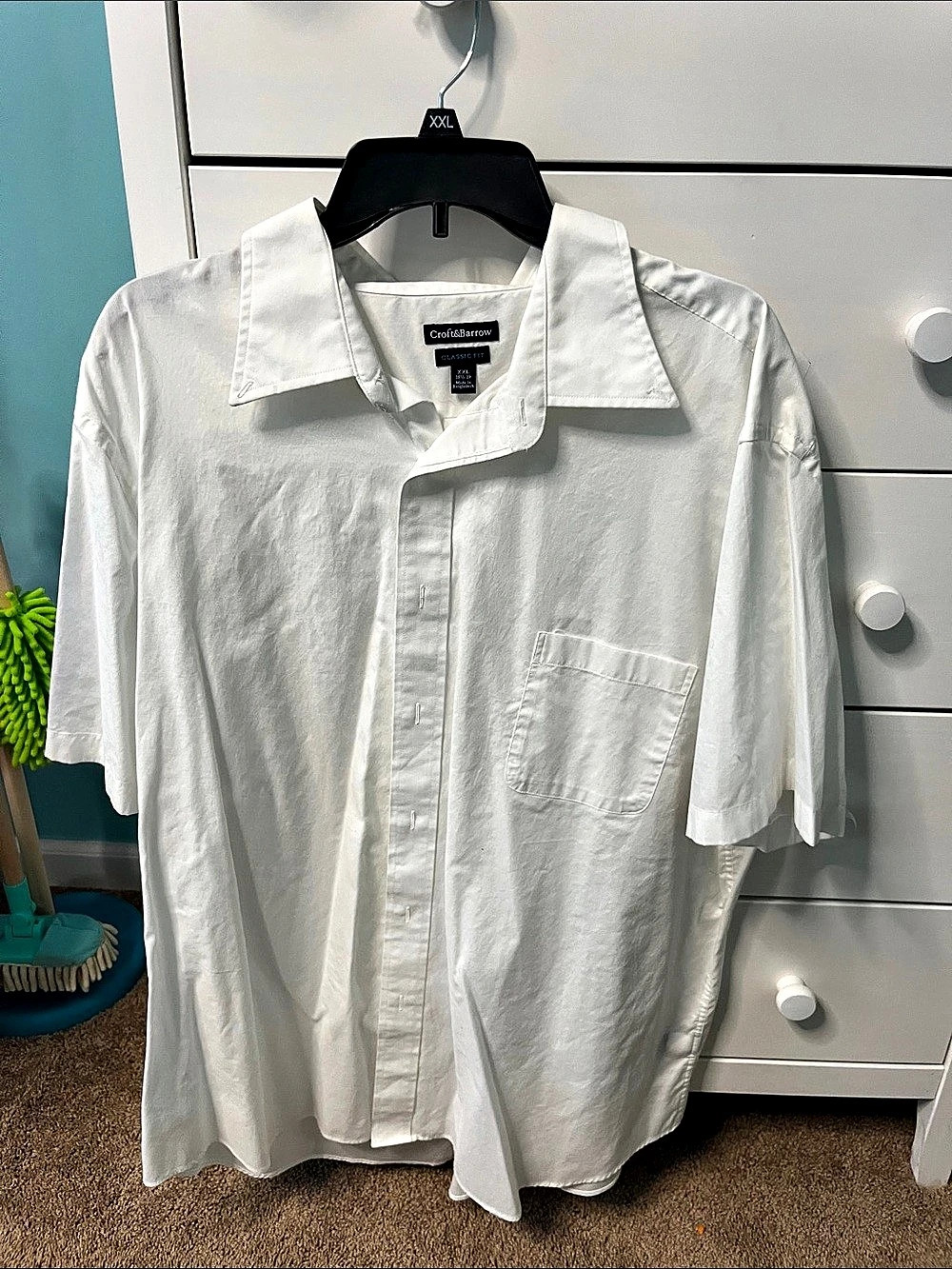 Croft and Barrow men’s White Short Sleeve Shirt Size XL
